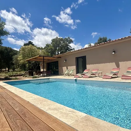 Villa Neuve Pinarello Avec Piscine Privee, A 450m Zonza