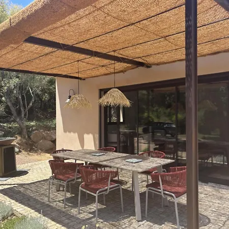 Neuve Pinarello Avec Piscine Privée, à 450m Villa *